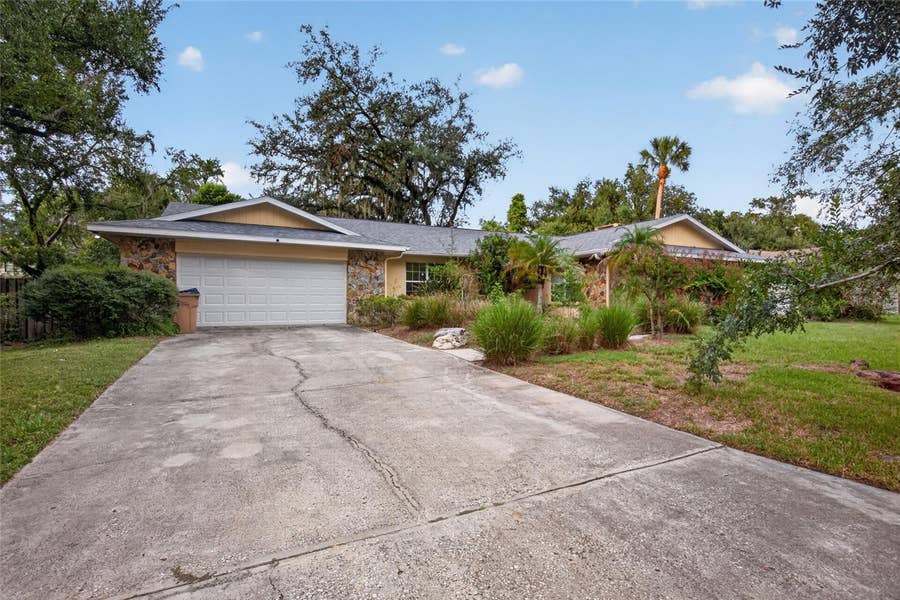 Property photo for 531 GARRARD DRIVE, Temple Terrace, FL