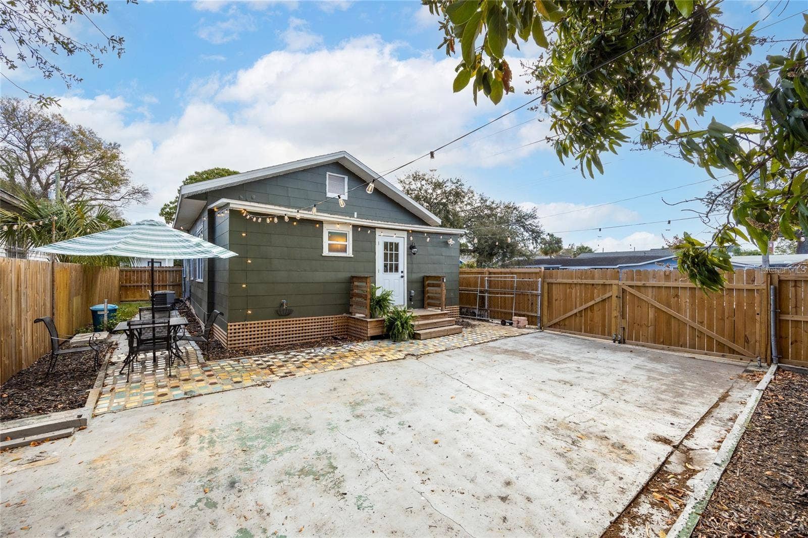 3002 N 16TH STREET, Tampa, FL 33605