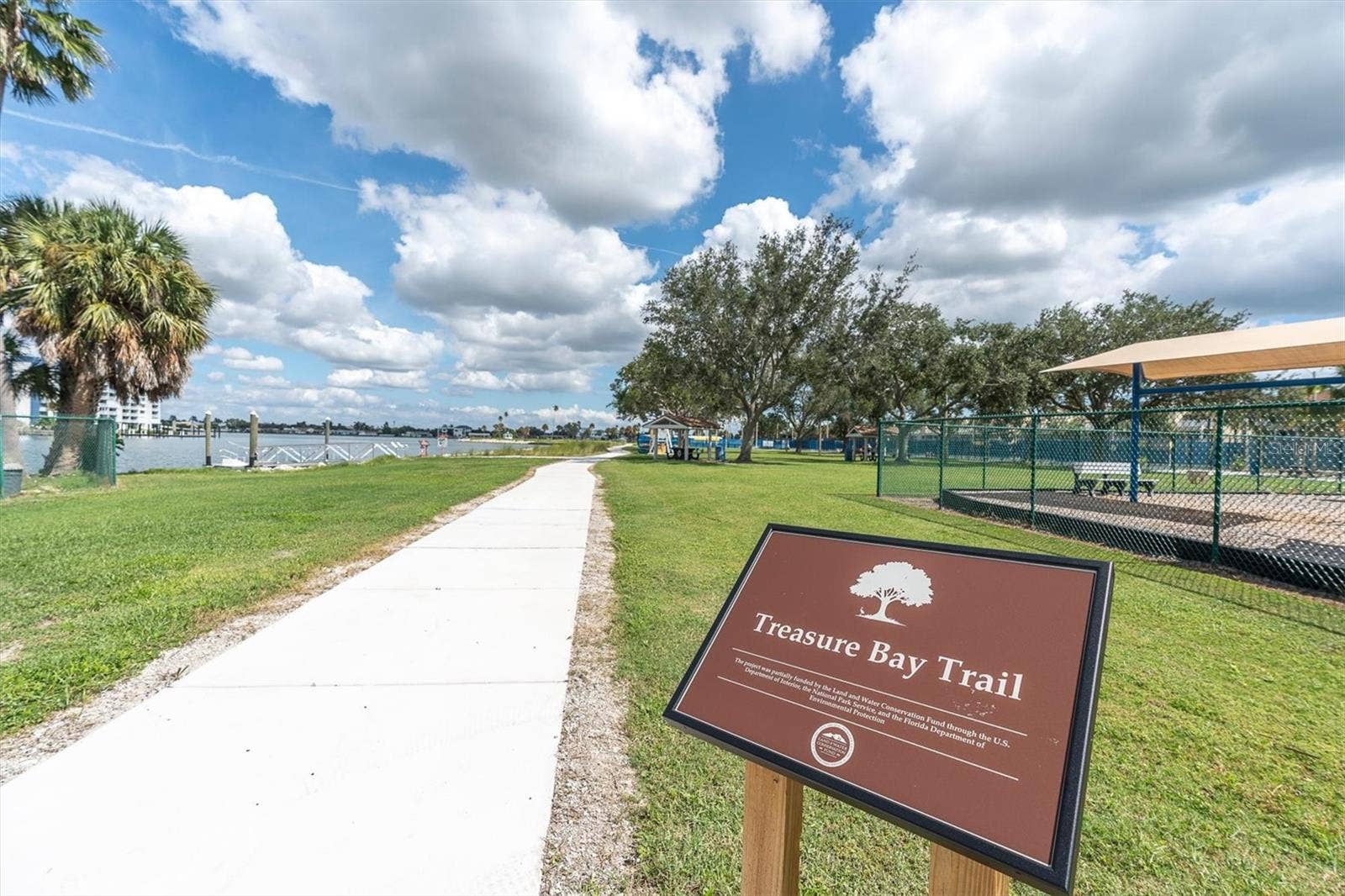 10355 PARADISE BOULEVARD, #208, Treasure Island, FL 33706