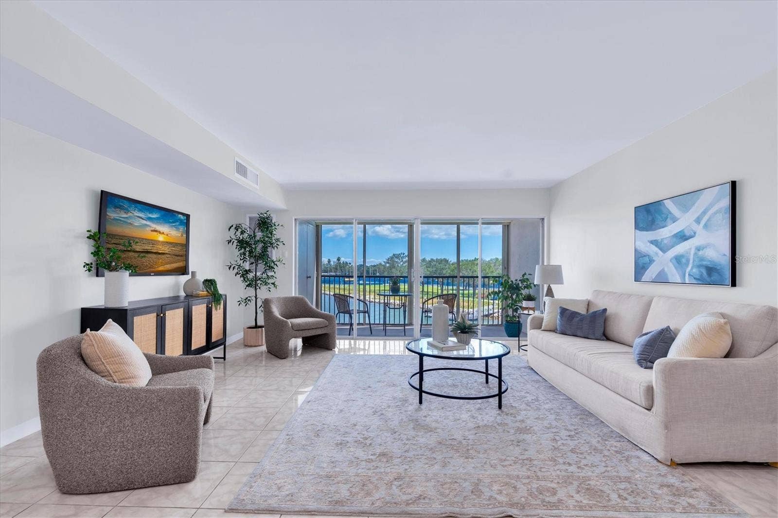 10355 PARADISE BOULEVARD, #208, Treasure Island, FL 33706