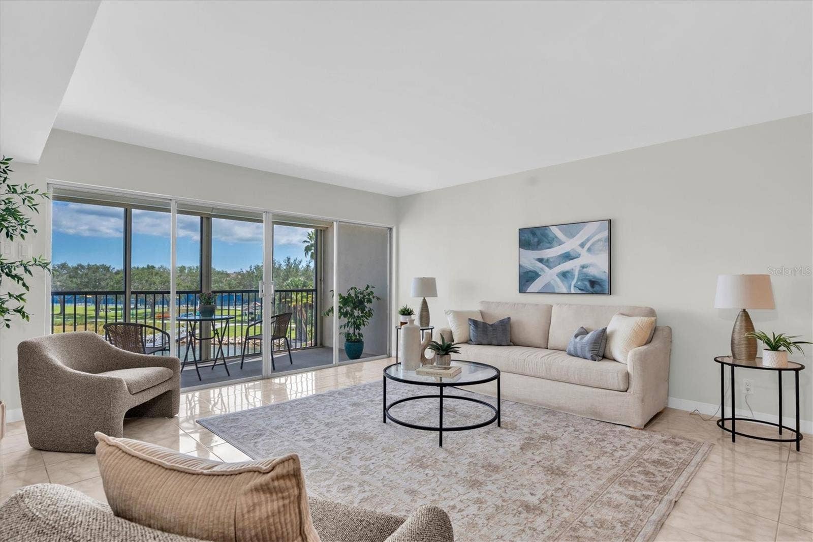 10355 PARADISE BOULEVARD, #208, Treasure Island, FL 33706