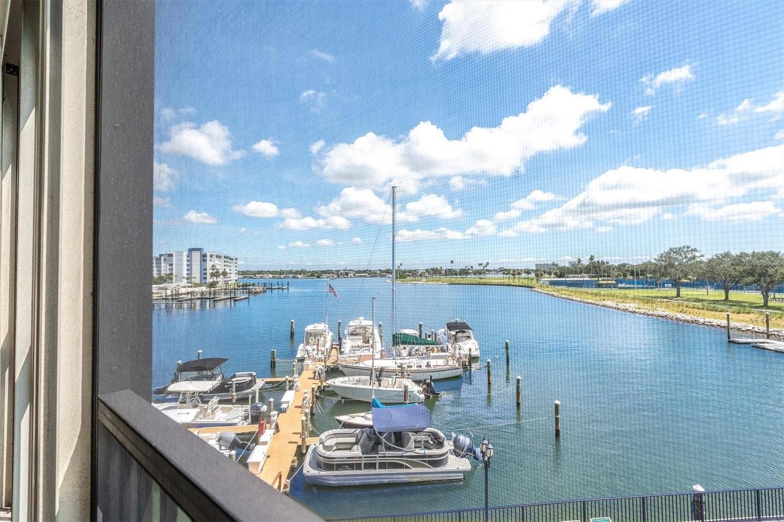 10355 PARADISE BOULEVARD, #208, Treasure Island, FL 33706