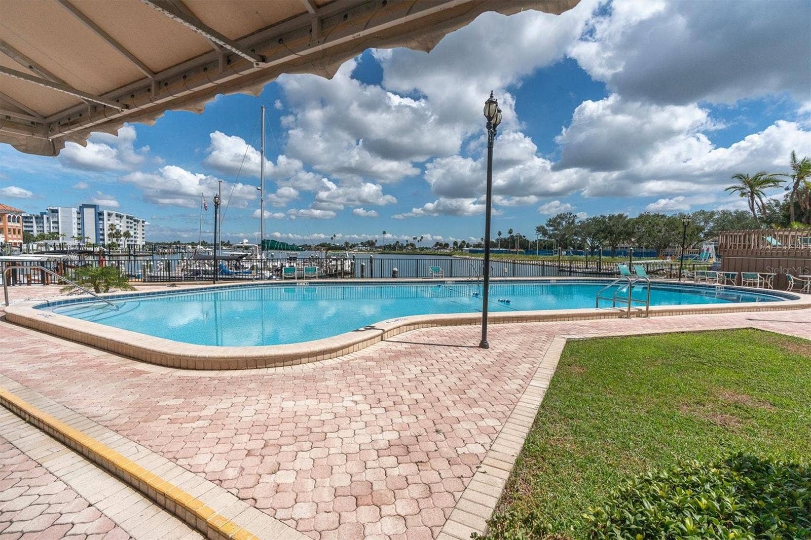 10355 PARADISE BOULEVARD, #208, Treasure Island, FL 33706