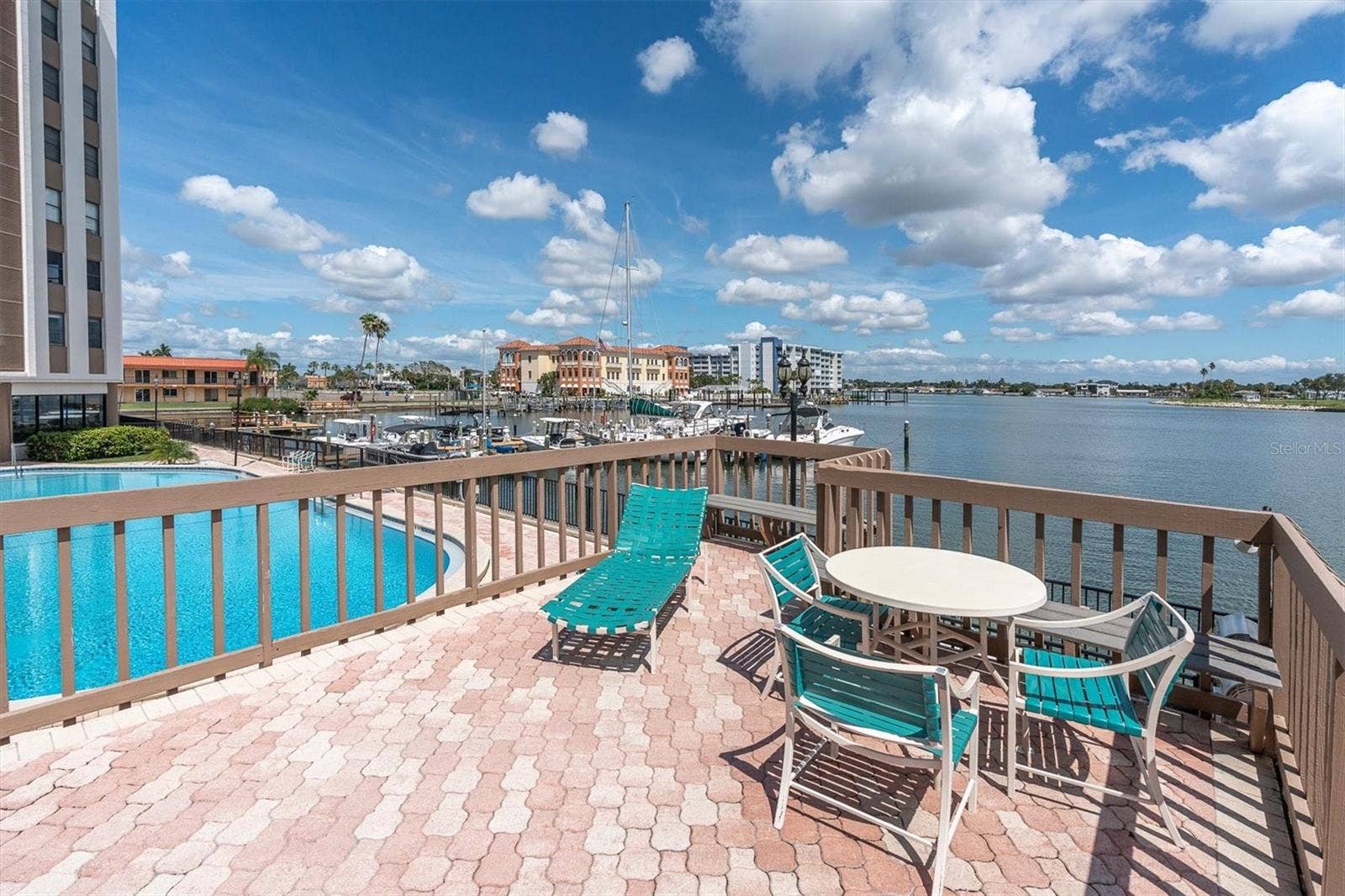 10355 PARADISE BOULEVARD, #208, Treasure Island, FL 33706