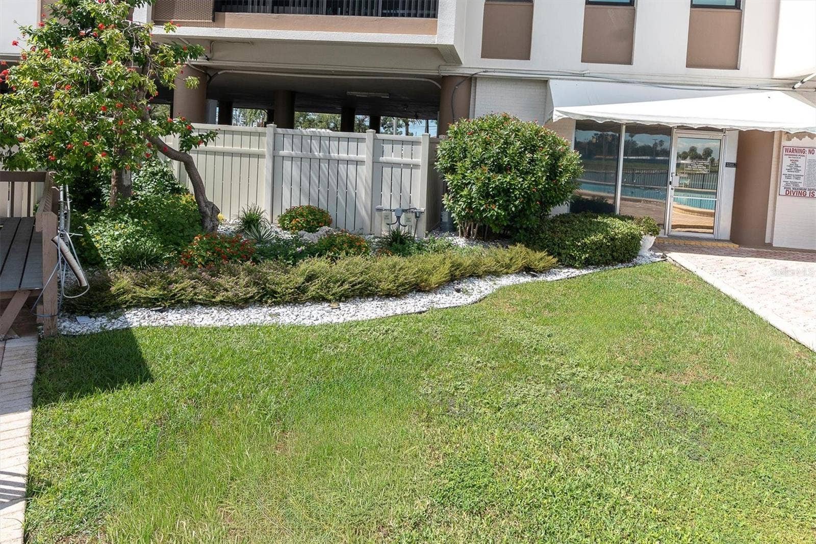 10355 PARADISE BOULEVARD, #208, Treasure Island, FL 33706