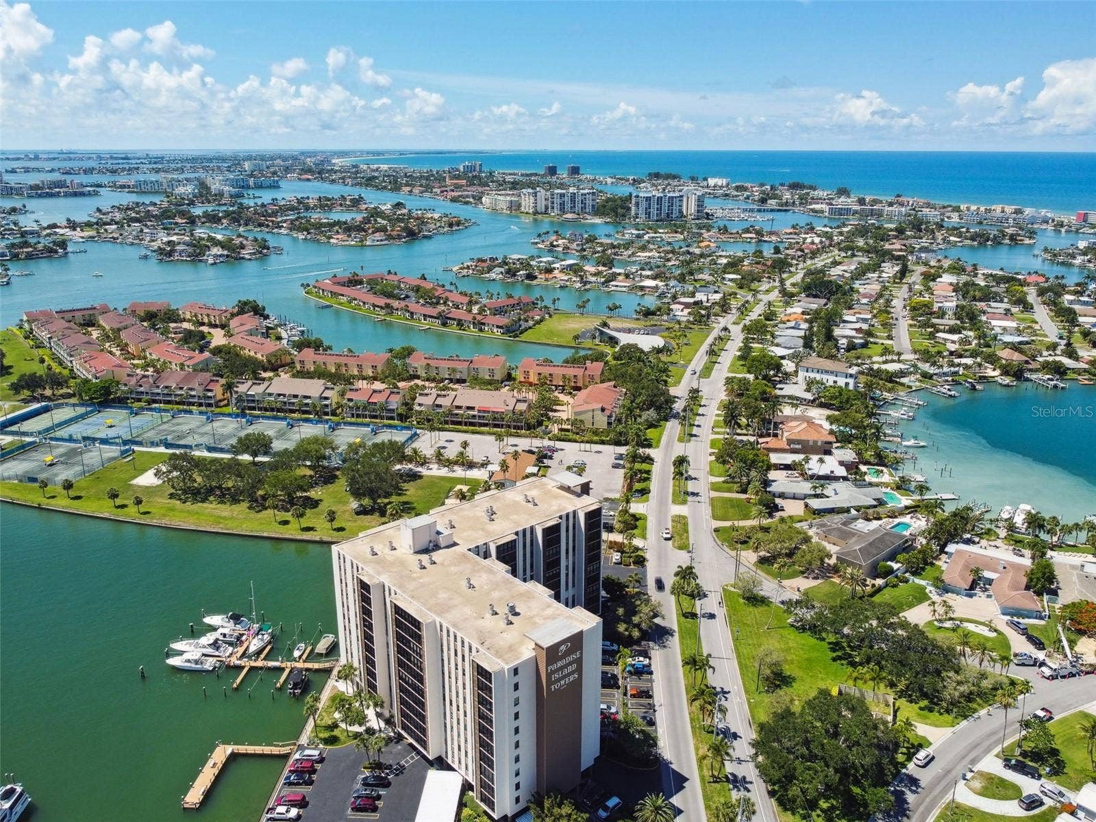 Beautiful Paradise Island neighborhood