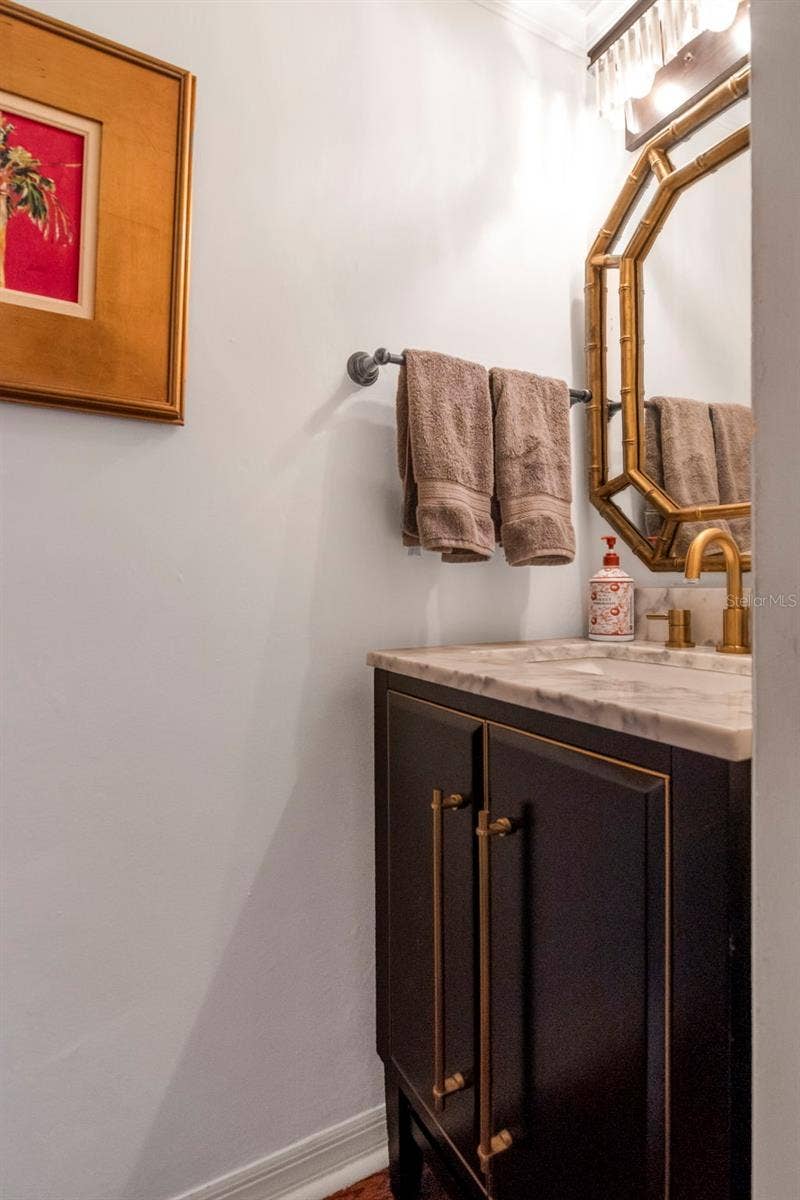 1231 S ROXMERE ROAD, Tampa, FL 33629 powder bath