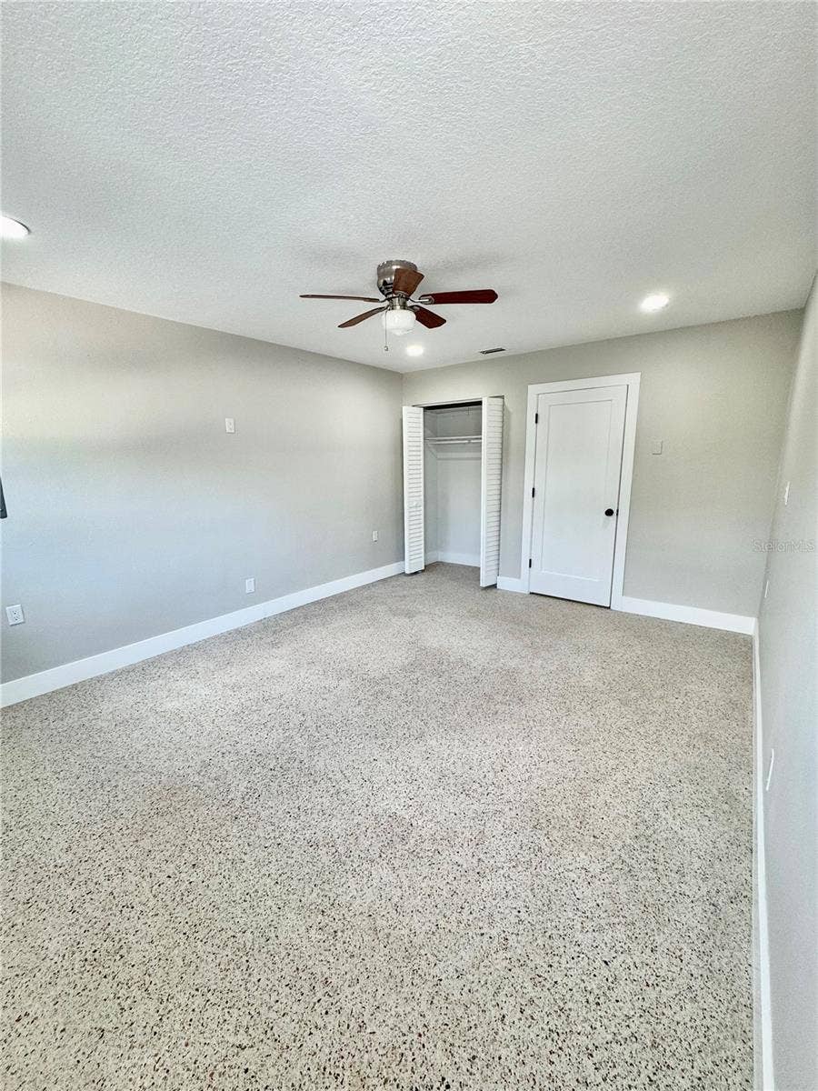 319 20TH AVENUE S, St Petersburg, FL 33705