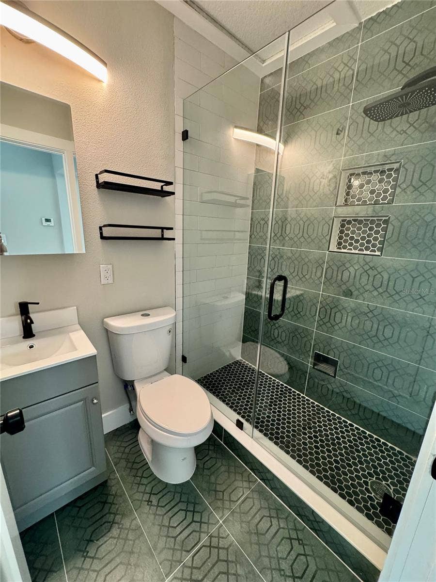 319 20TH AVENUE S, St Petersburg, FL 33705
