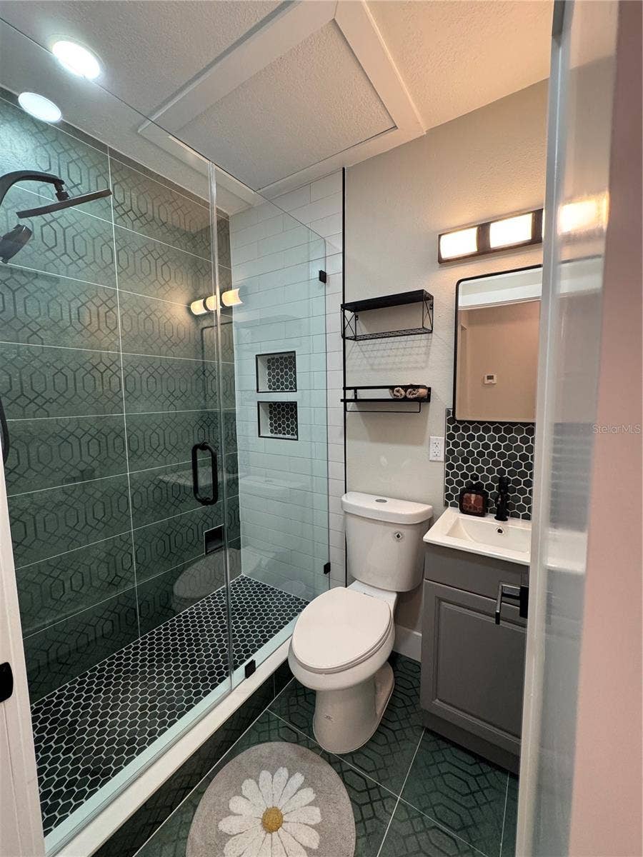319 20TH AVENUE S, St Petersburg, FL 33705
