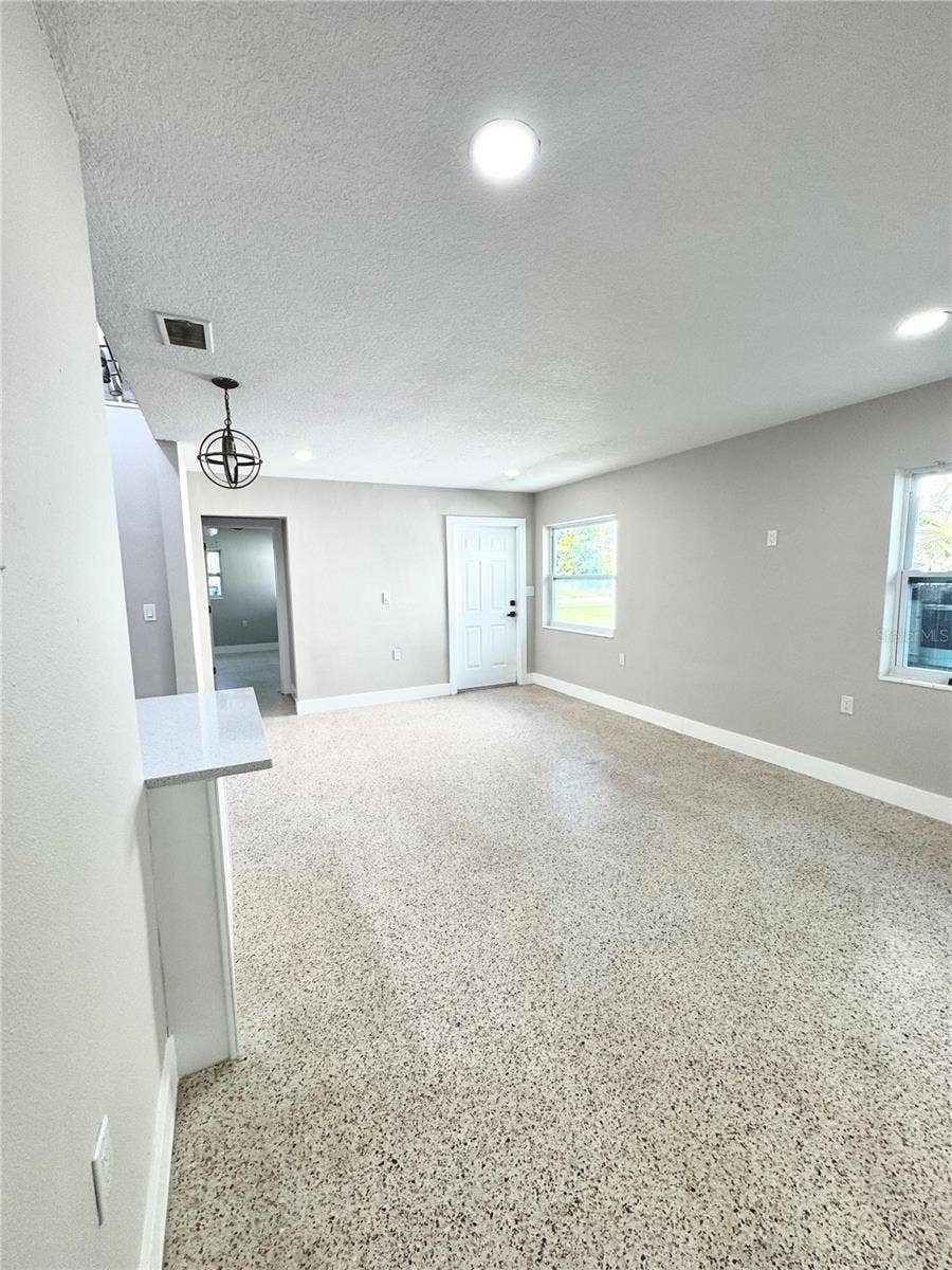 319 20TH AVENUE S, St Petersburg, FL 33705