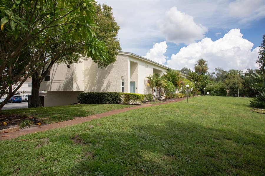 Property photo for 4219 LA SORRENTO COURT, Tampa, FL