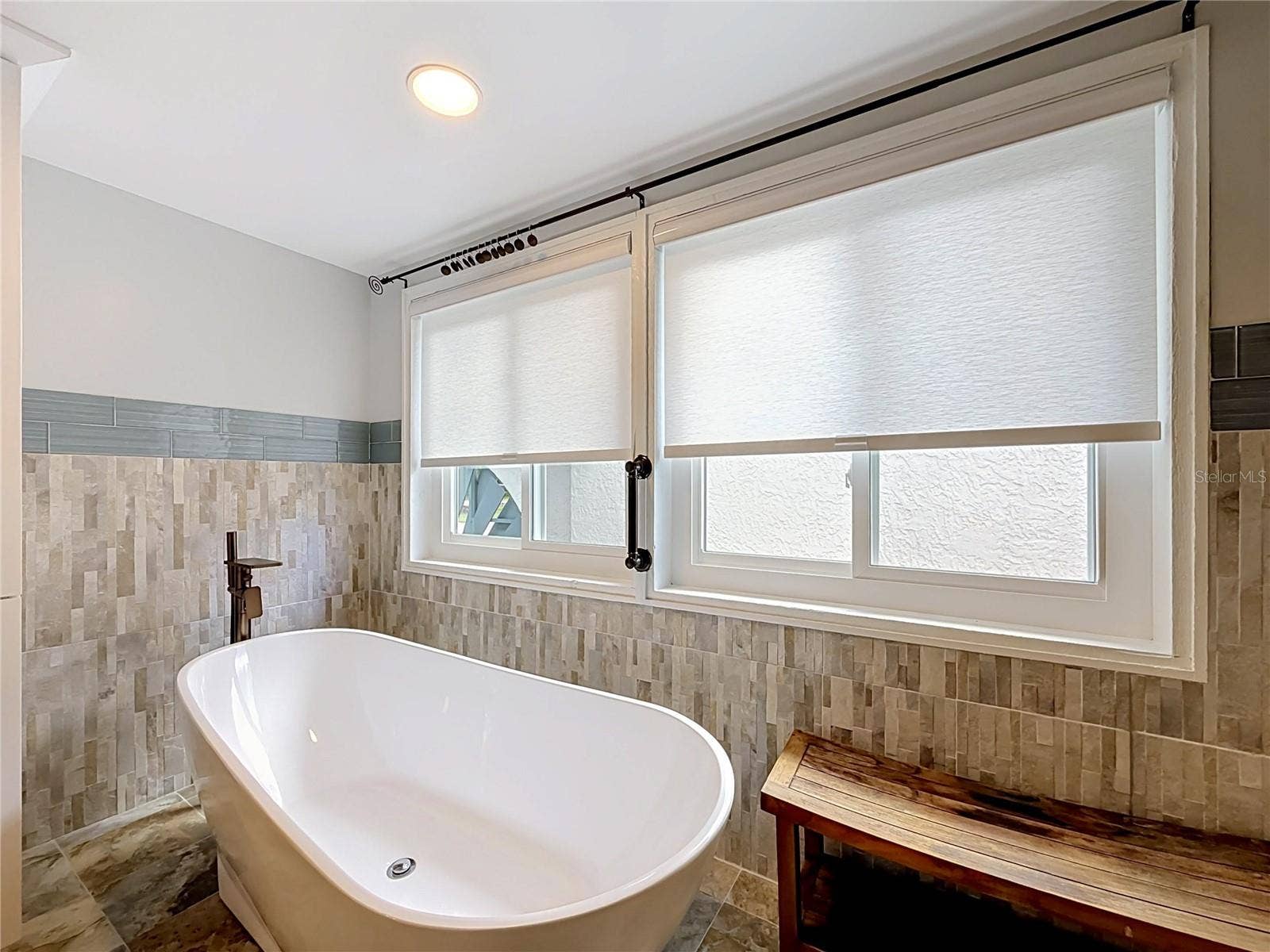 3314 ENTERPRISE ROAD E, Safety Harbor, FL 34695 Primary En Suite