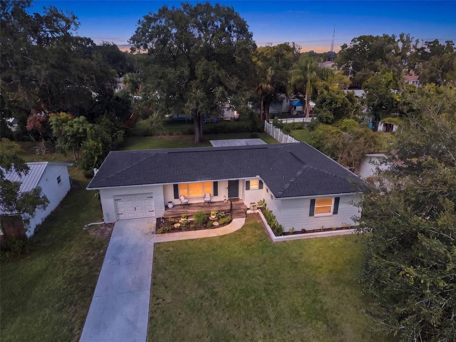 Property photo for 125 SIOBHAN AVENUE, Tampa, FL