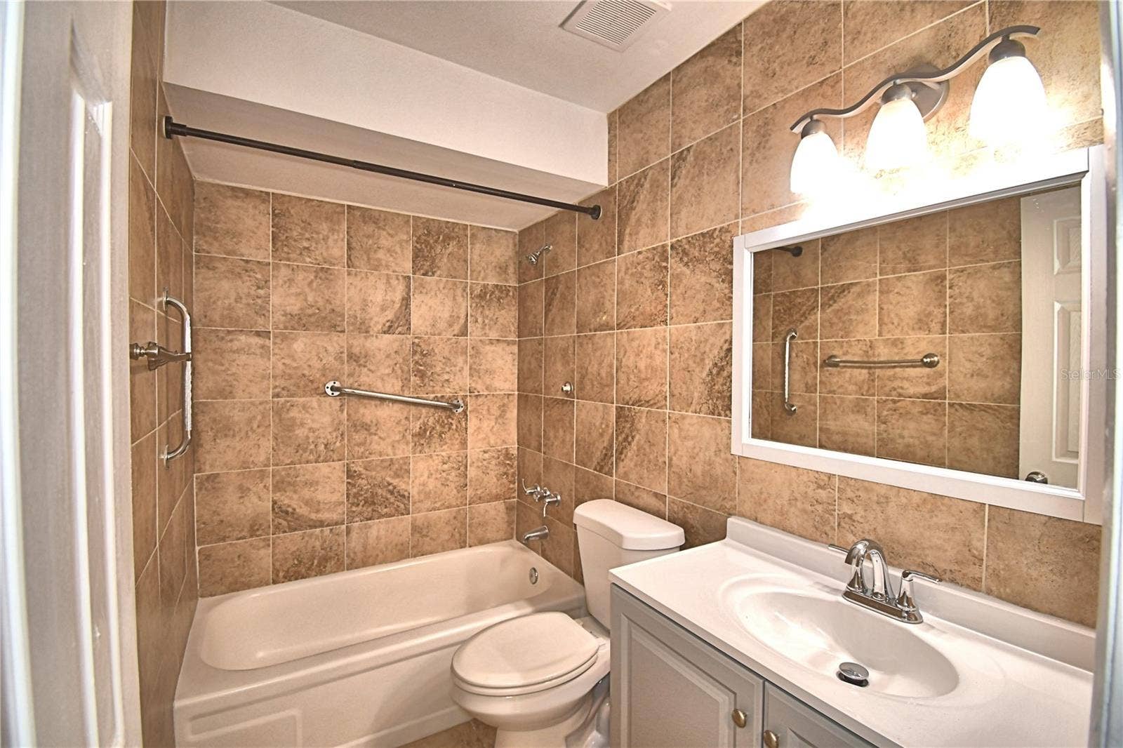 6309 S MACDILL AVENUE, Tampa, FL 33611 6309 S MACDILL AVENUE, Tampa, FL 33611