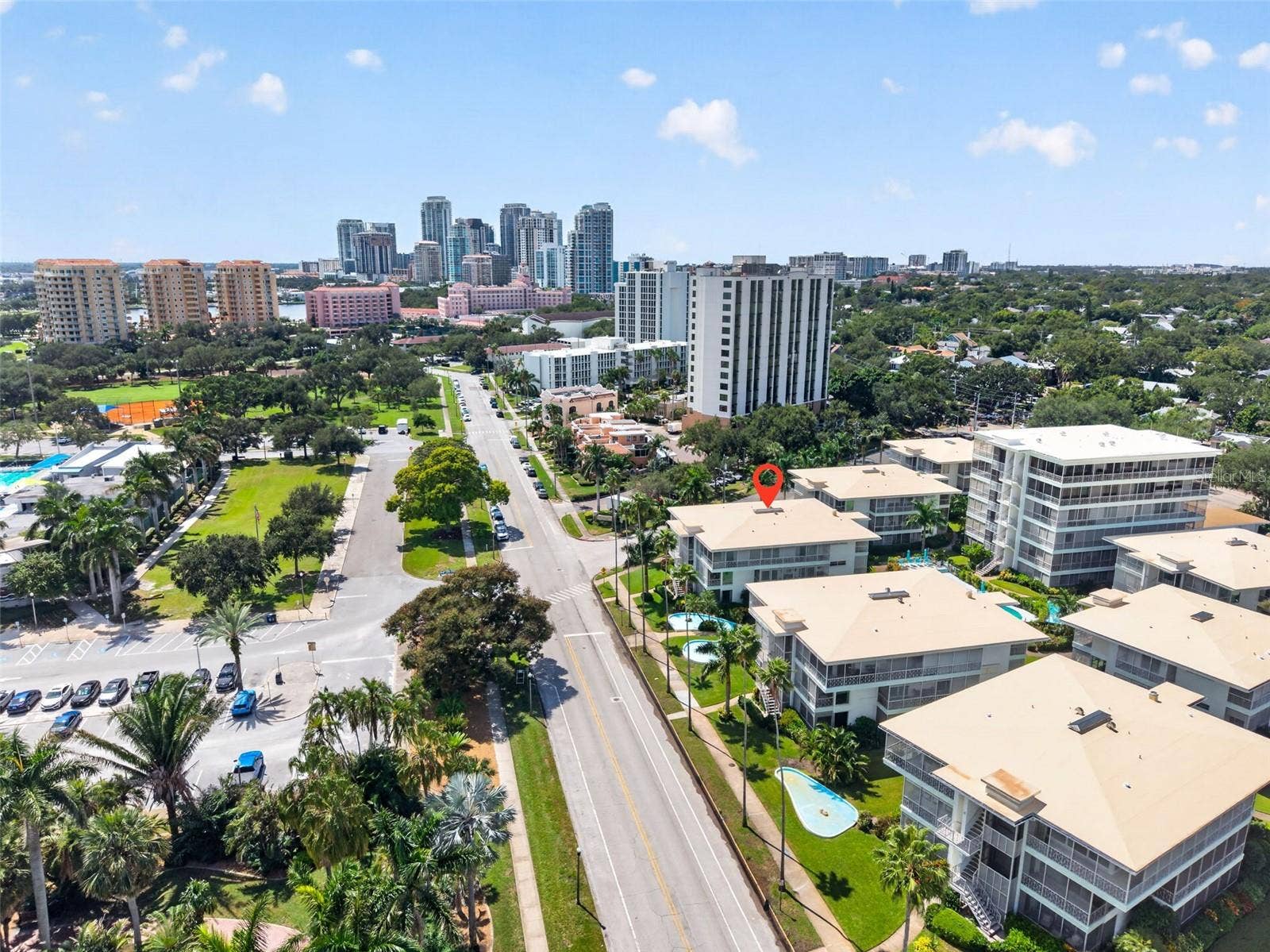 1000 N SHORE DRIVE NE, #2, St Petersburg, FL 33701