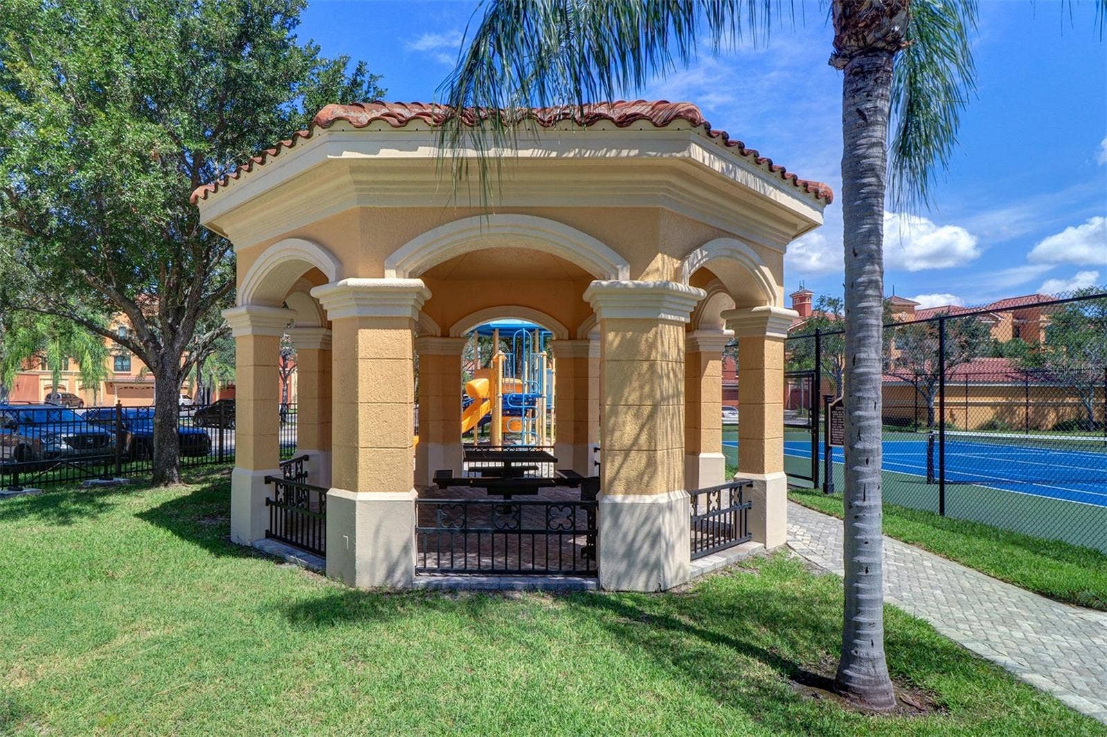 2747 VIA CAPRI, #1116, Clearwater, FL 33764