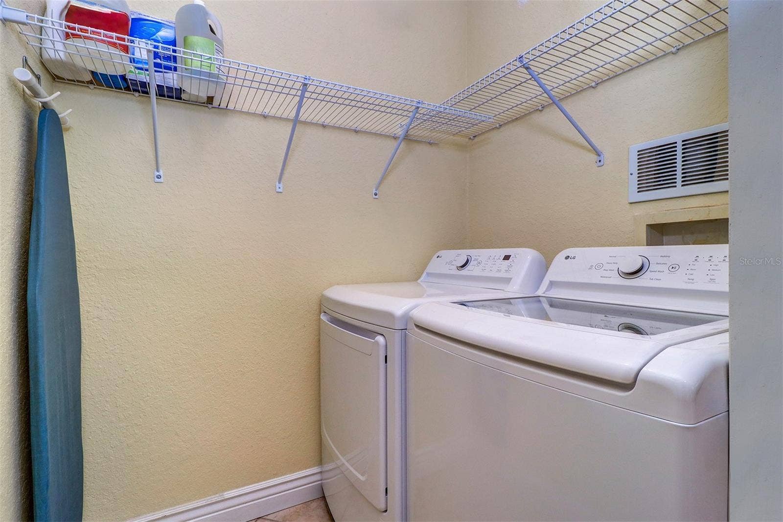 2747 VIA CAPRI, #1116, Clearwater, FL 33764