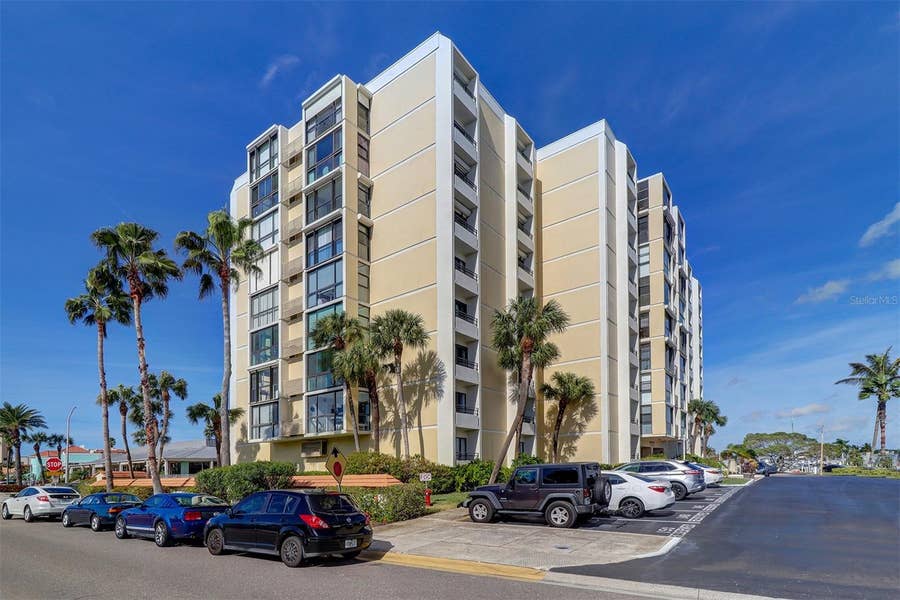 Property photo for 800 S GULFVIEW BOULEVARD, #208, Clearwater, FL