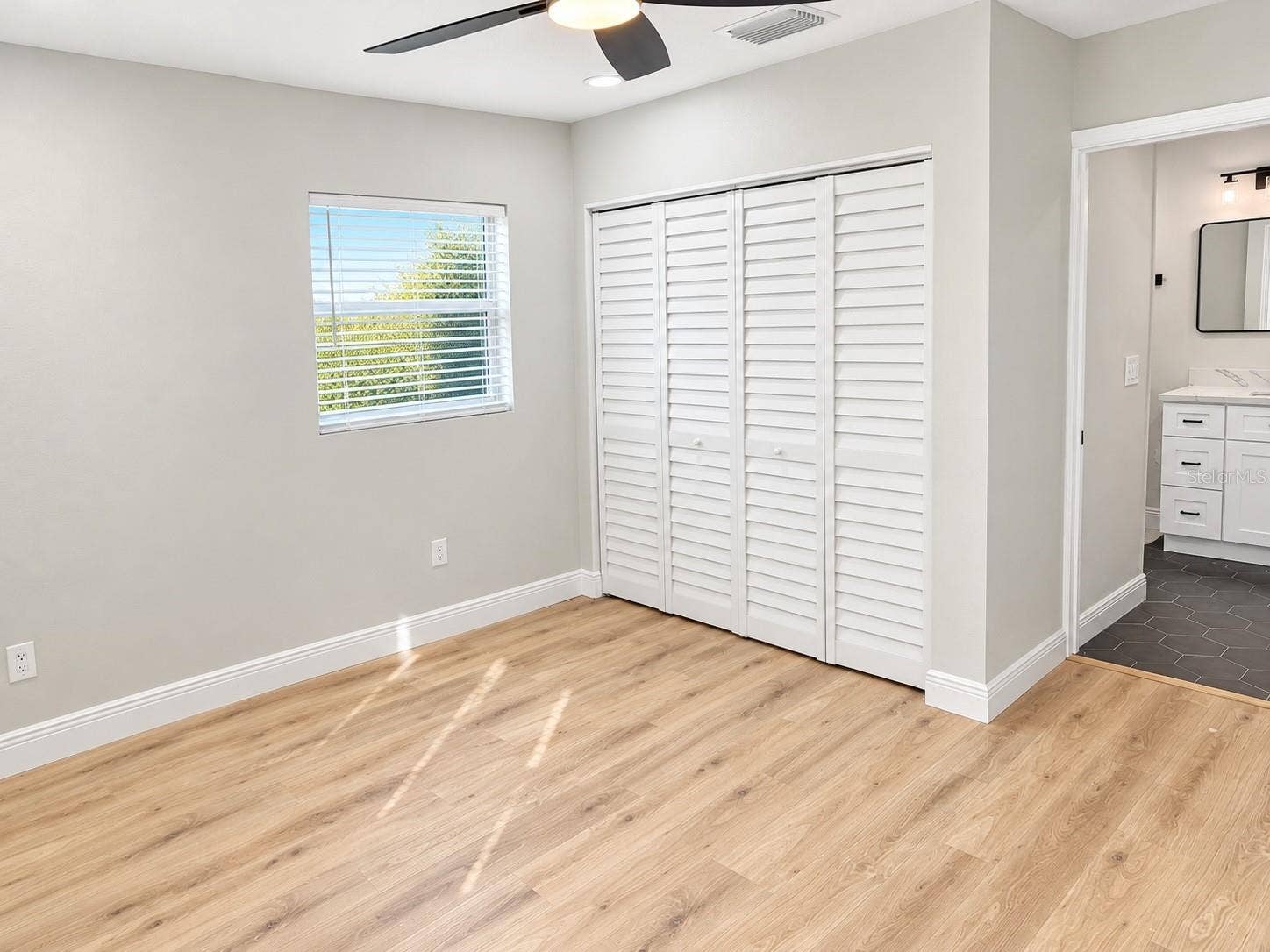 745 63RD AVENUE S, St Petersburg, FL 33705