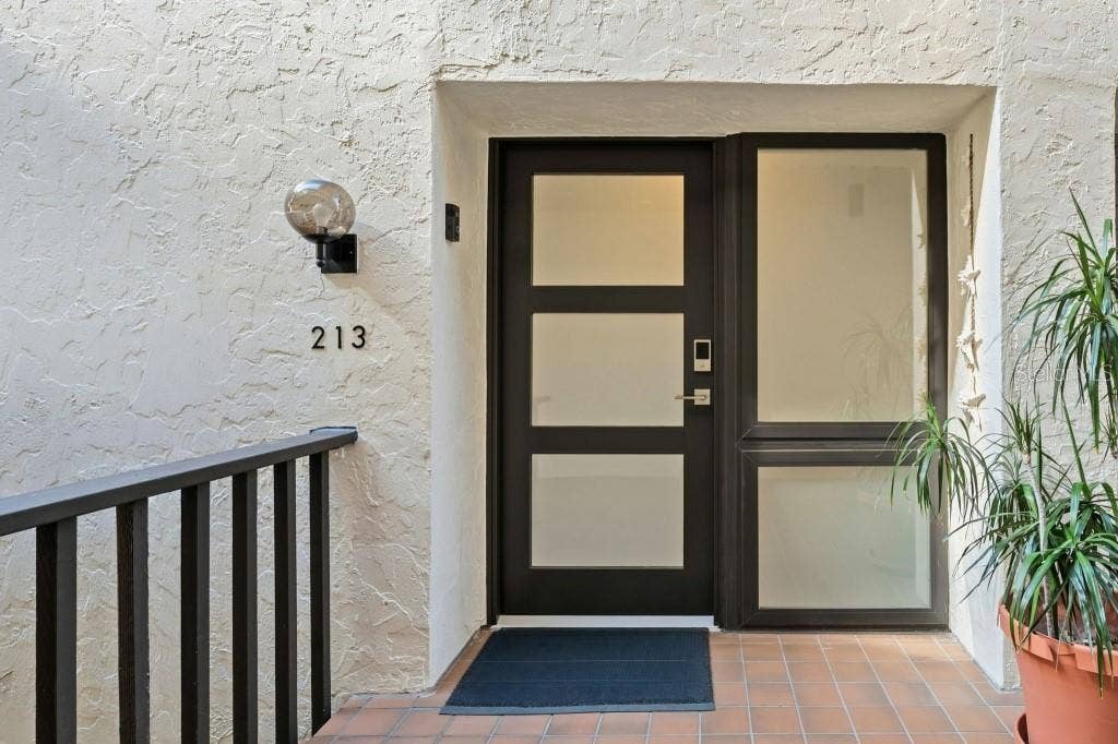 2055 GULF OF MEXICO DRIVE, #G2-213, Longboat Key, FL 34228
