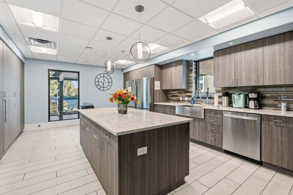 2055 GULF OF MEXICO DRIVE, #G2-213, Longboat Key, FL 34228