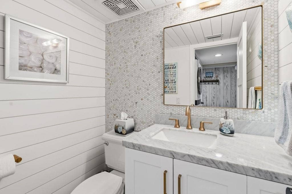 2055 GULF OF MEXICO DRIVE, #G2-213, Longboat Key, FL 34228