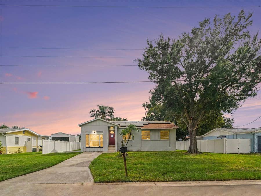 Property photo for 520 FAIRHOPE DRIVE, Apollo Beach, FL