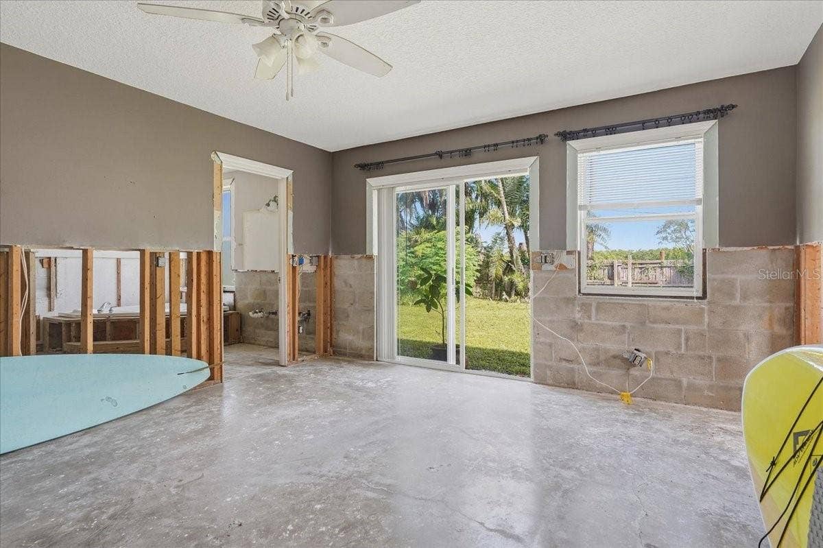 402 ORCHID LANE, Palm Harbor, FL 34683 PRIMARY SUITE