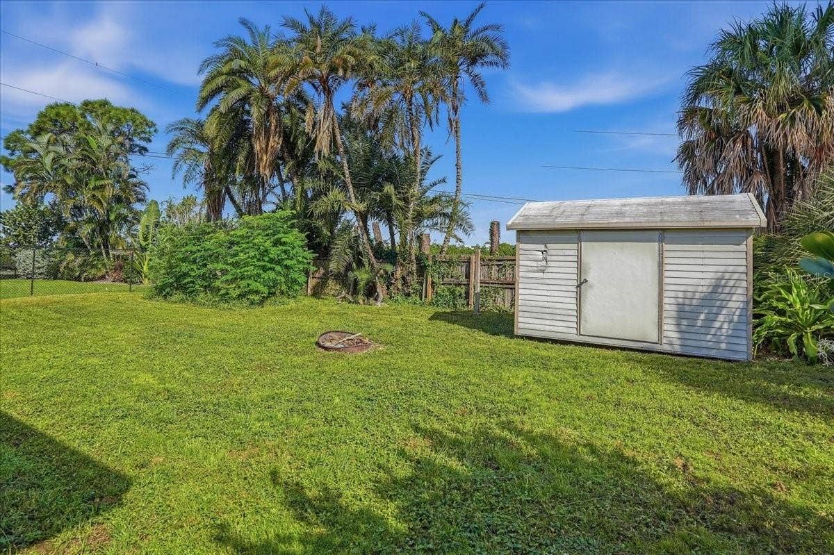 402 ORCHID LANE, Palm Harbor, FL 34683 BEAUTIFUL LOT/PROPERTY!