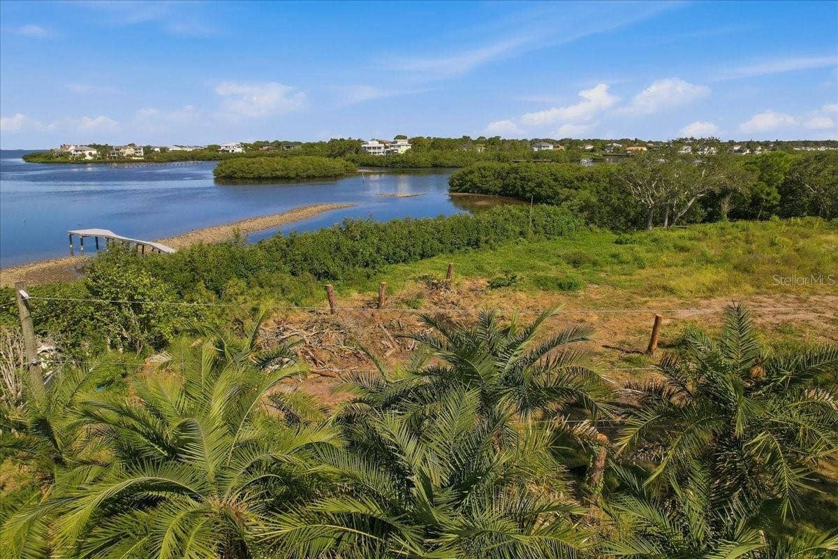 402 ORCHID LANE, Palm Harbor, FL 34683 BEAUTIFUL BREATHTAKING VIEWS!