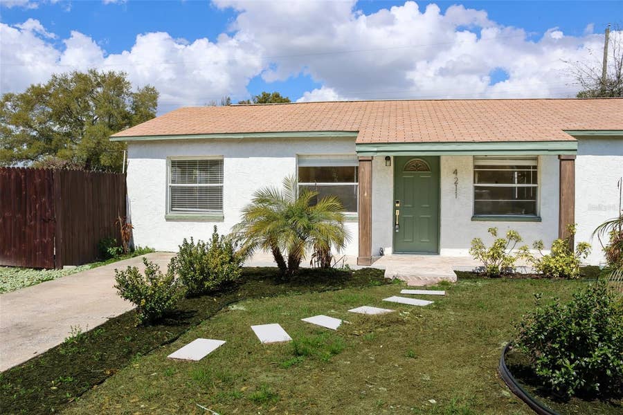Property photo for 4211 W BAY VIEW AVENUE, Tampa, FL