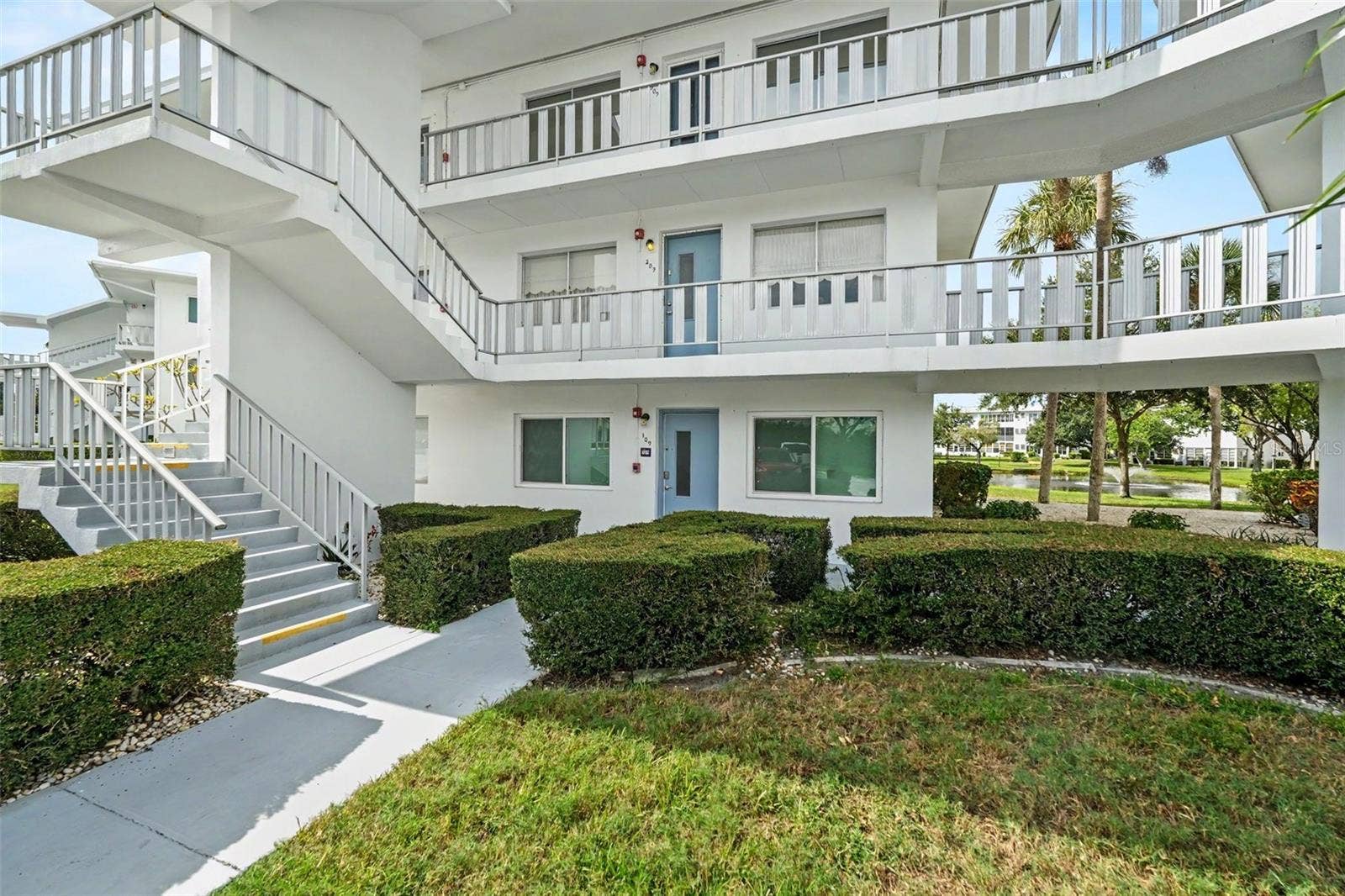 11201 80TH AVENUE, #209, Seminole, FL 33772 Stylish building that is well maintained