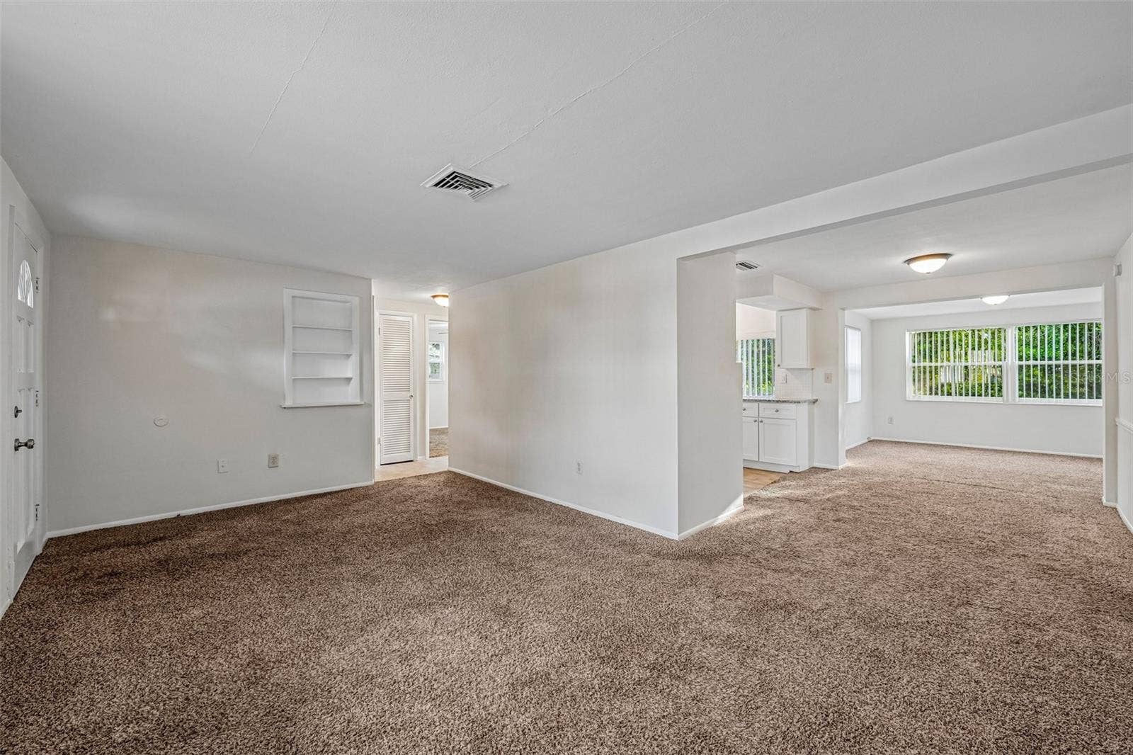 3350 WILTSHIRE DRIVE, Holiday, FL 34691 Living Room