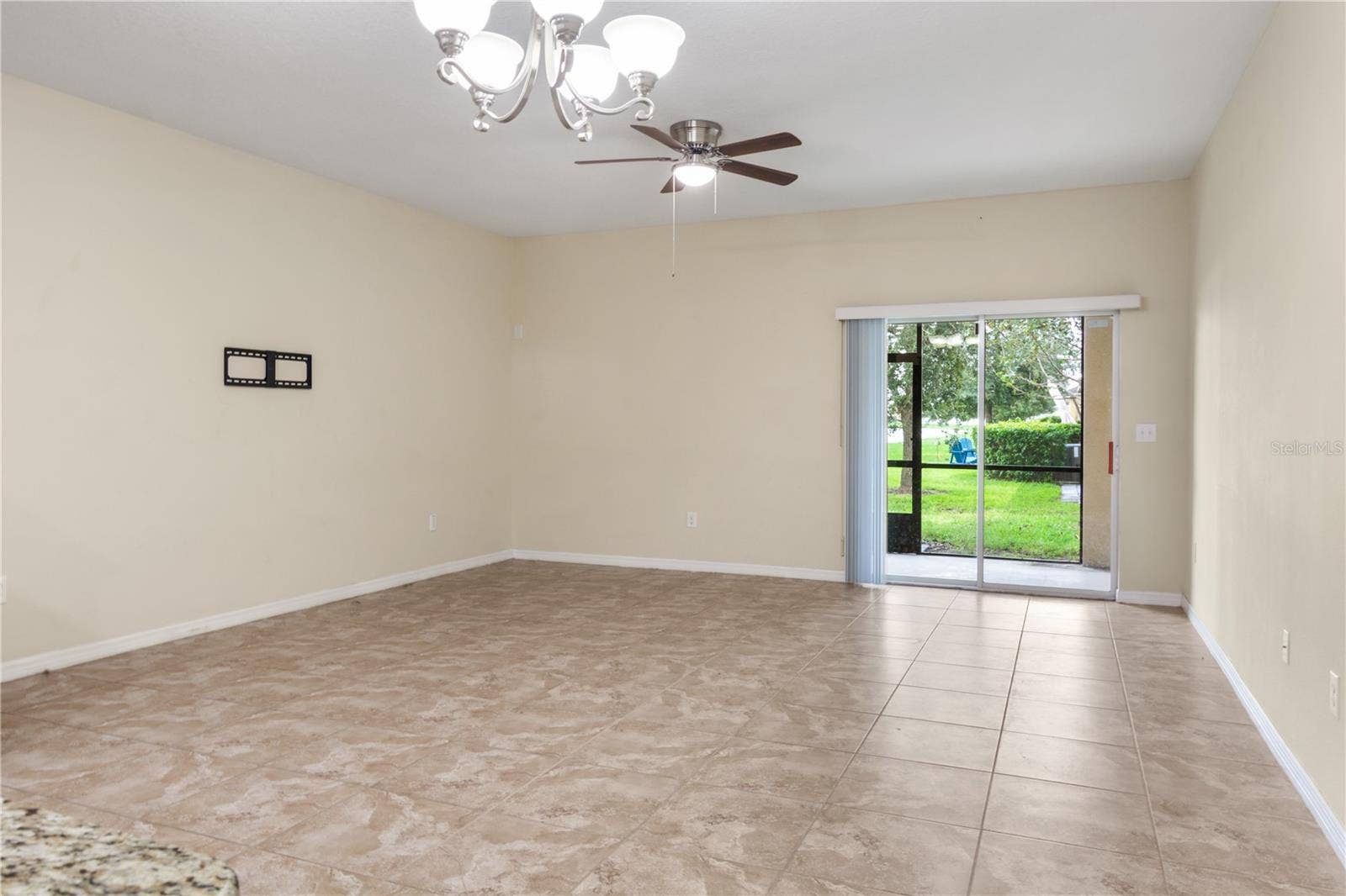 2011 HAWKS VIEW DRIVE, Ruskin, FL 33570