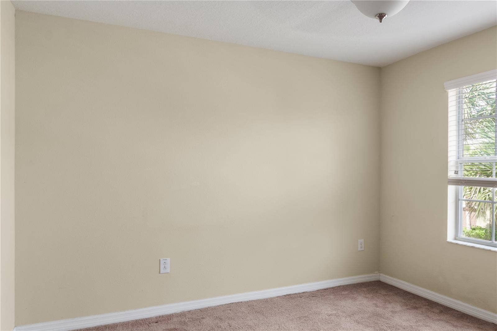 2011 HAWKS VIEW DRIVE, Ruskin, FL 33570