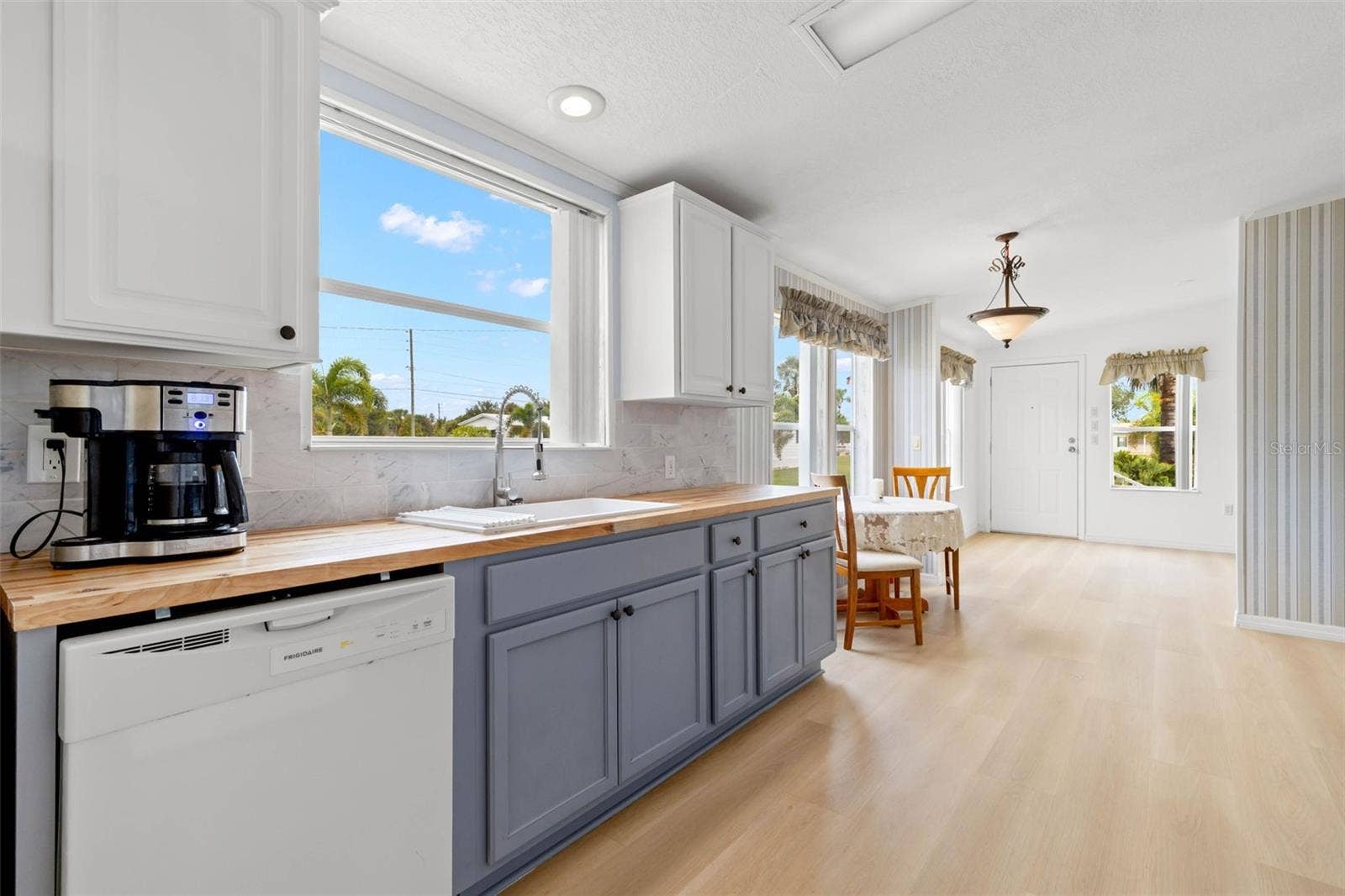 166 AMERICANA COURT NE, #224, St Petersburg, FL 33702 166 AMERICANA COURT NE, #224, St Petersburg, FL 33702