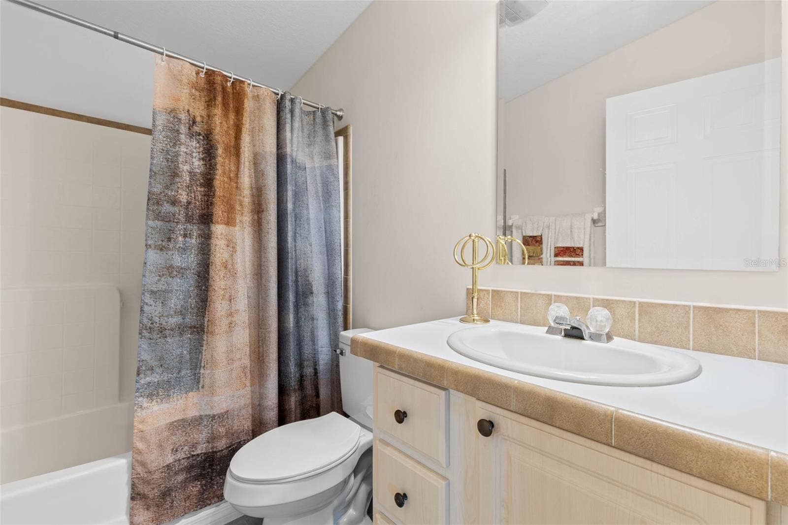 166 AMERICANA COURT NE, #224, St Petersburg, FL 33702 166 AMERICANA COURT NE, #224, St Petersburg, FL 33702