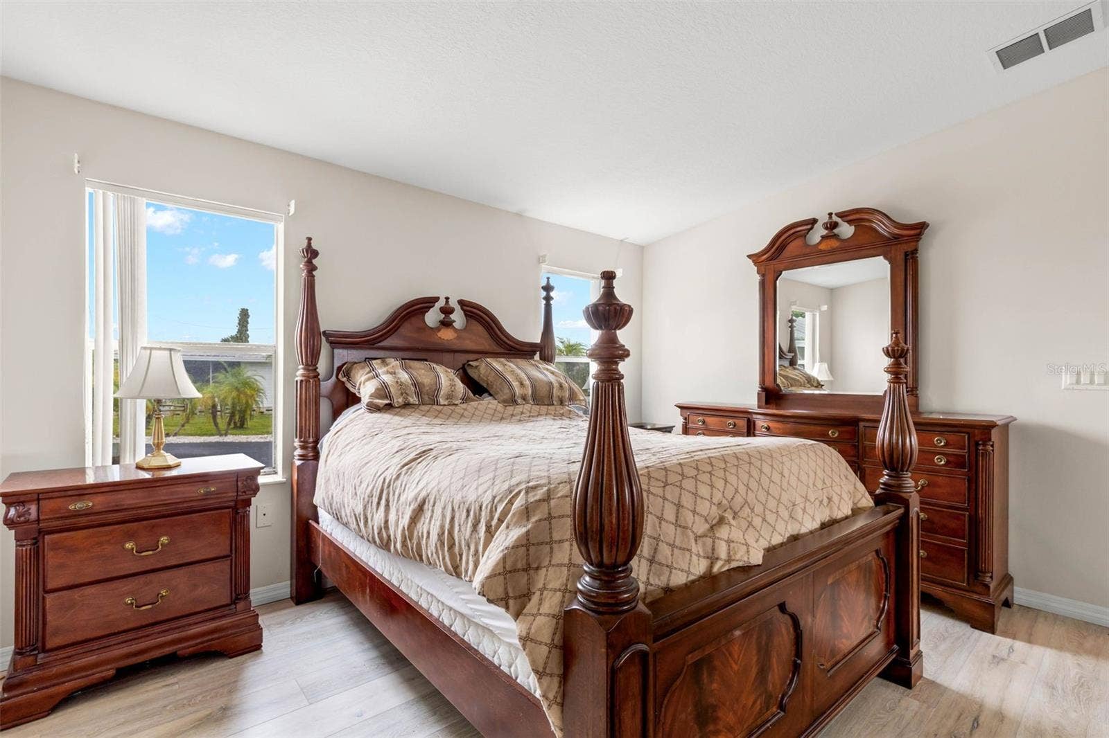 166 AMERICANA COURT NE, #224, St Petersburg, FL 33702 166 AMERICANA COURT NE, #224, St Petersburg, FL 33702