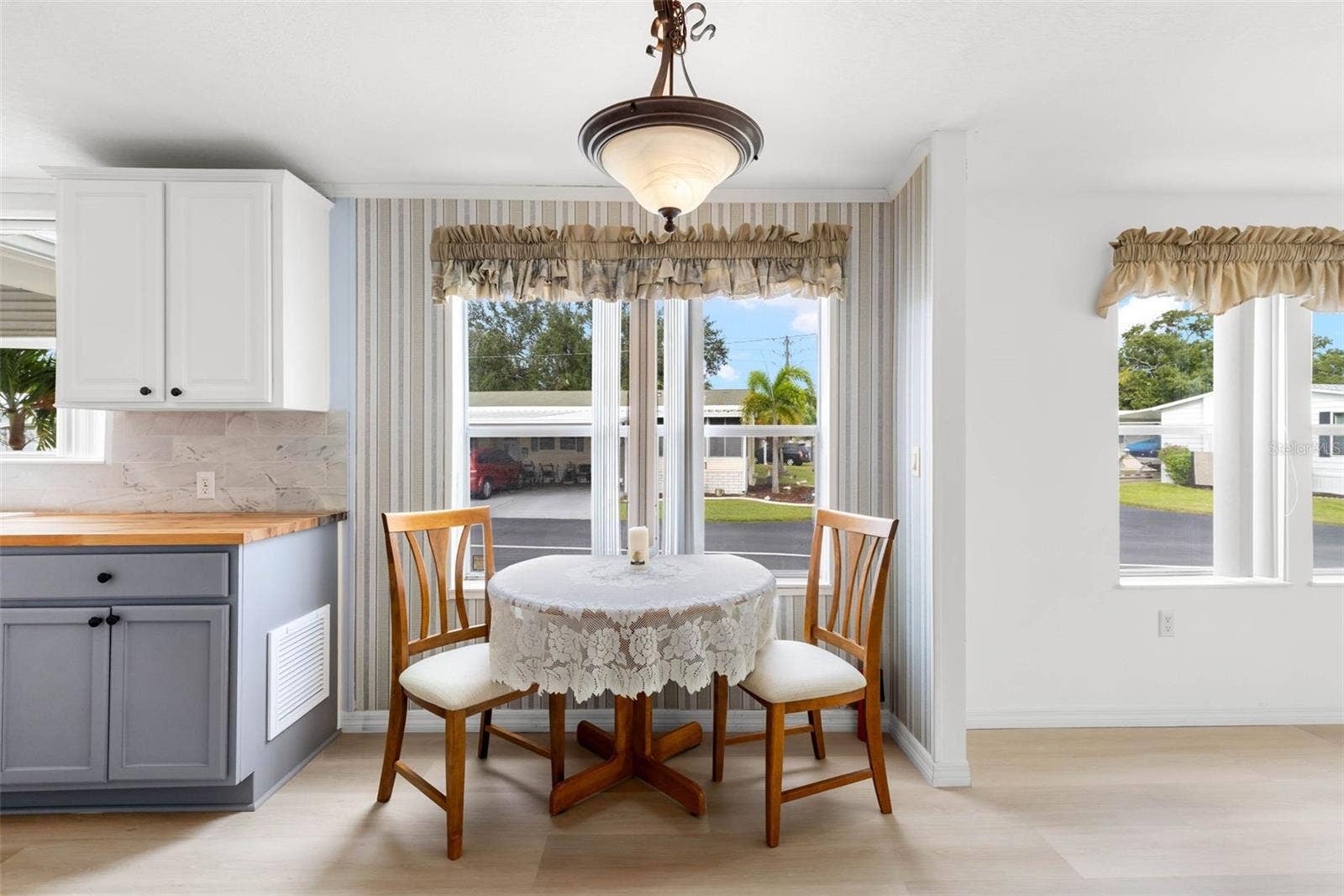 166 AMERICANA COURT NE, #224, St Petersburg, FL 33702 166 AMERICANA COURT NE, #224, St Petersburg, FL 33702