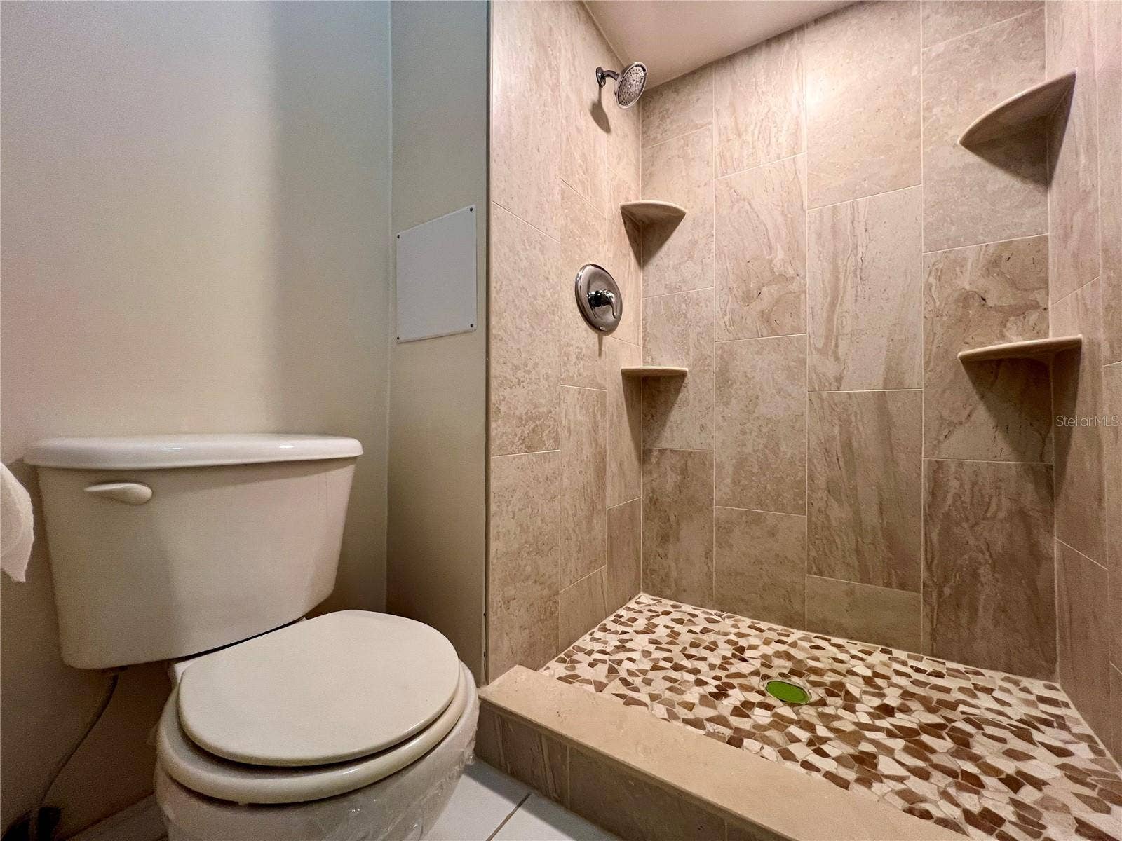 1286 MISSION HILLS BOULEVARD, Clearwater, FL 33759 1286 MISSION HILLS BOULEVARD, Clearwater, FL 33759