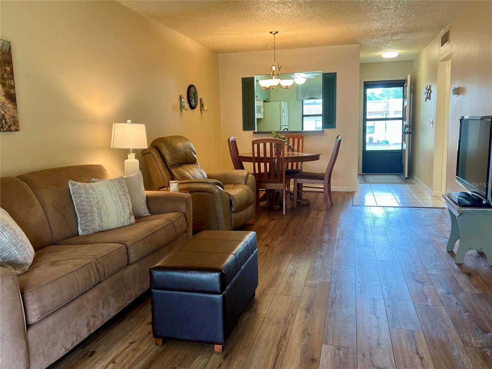 1286 MISSION HILLS BOULEVARD, Clearwater, FL 33759 1286 MISSION HILLS BOULEVARD, Clearwater, FL 33759