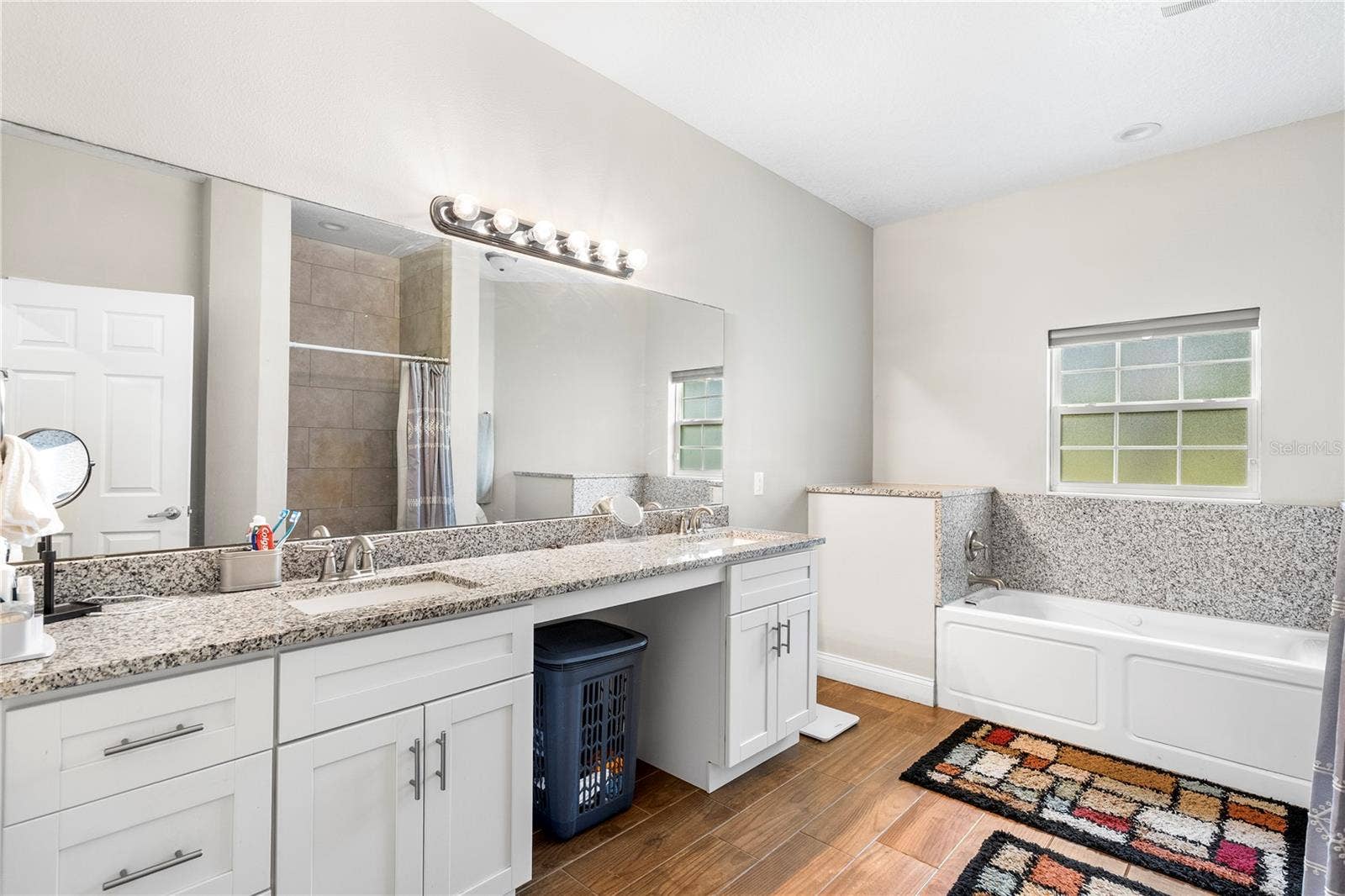 1934 10TH AVENUE, Deland, FL 32724 1934 10TH AVENUE, Deland, FL 32724
