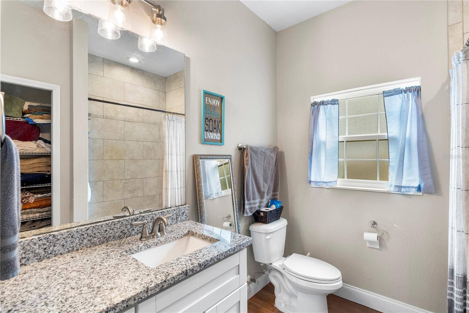 1934 10TH AVENUE, Deland, FL 32724 1934 10TH AVENUE, Deland, FL 32724