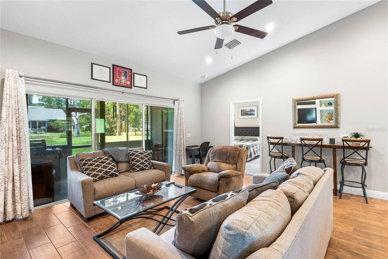 1934 10TH AVENUE, Deland, FL 32724 1934 10TH AVENUE, Deland, FL 32724