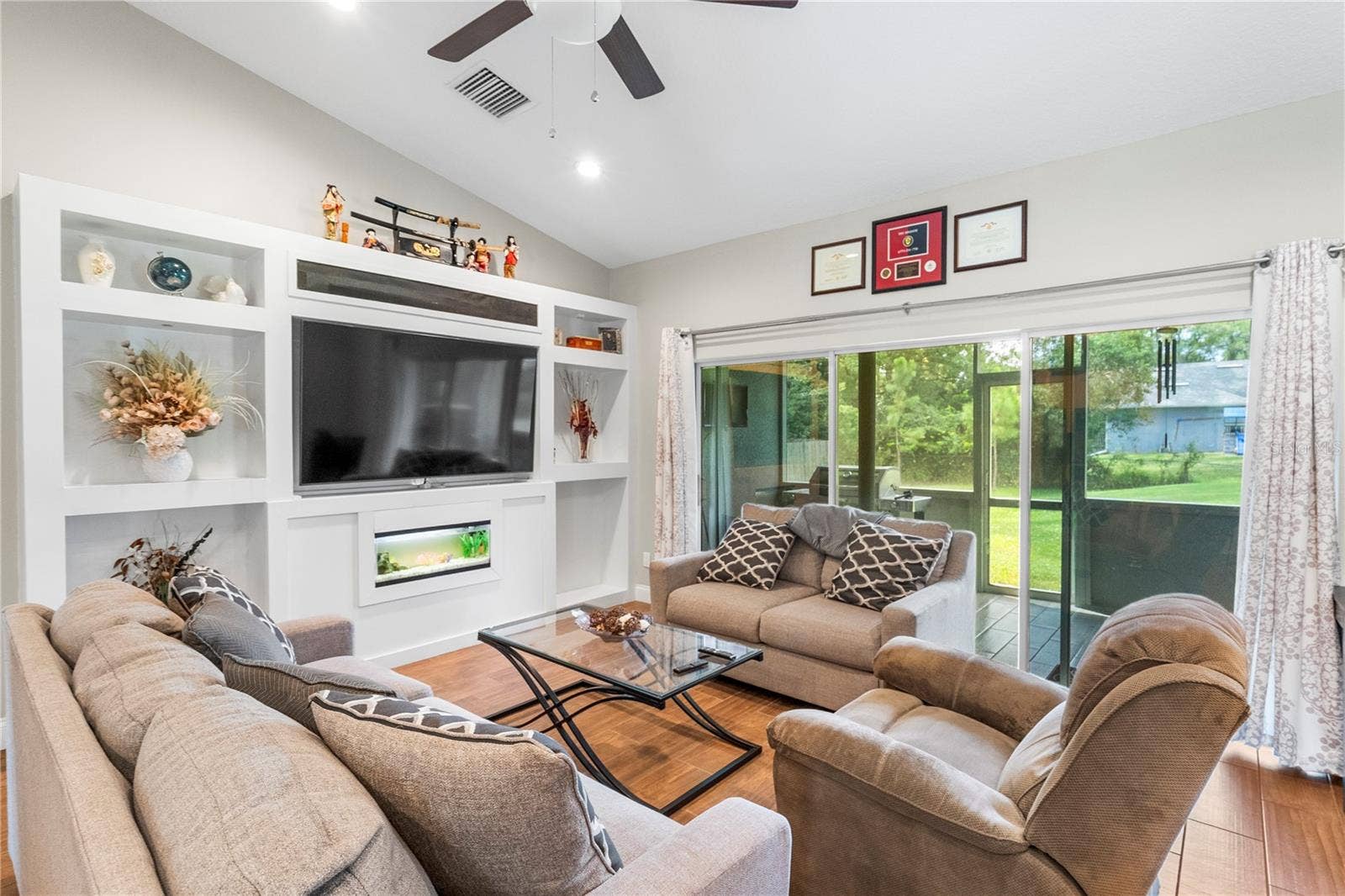 1934 10TH AVENUE, Deland, FL 32724 1934 10TH AVENUE, Deland, FL 32724