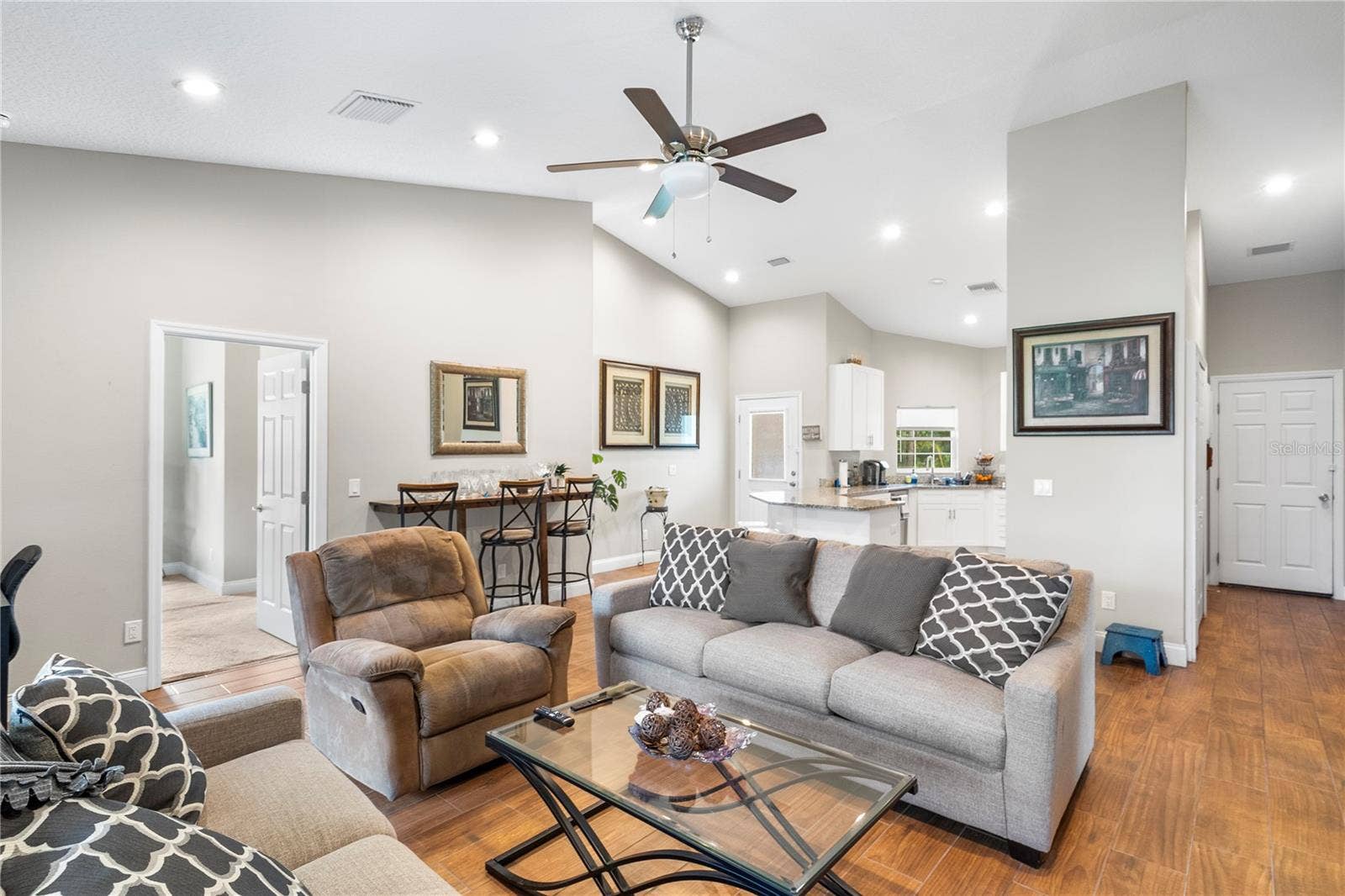 1934 10TH AVENUE, Deland, FL 32724 1934 10TH AVENUE, Deland, FL 32724