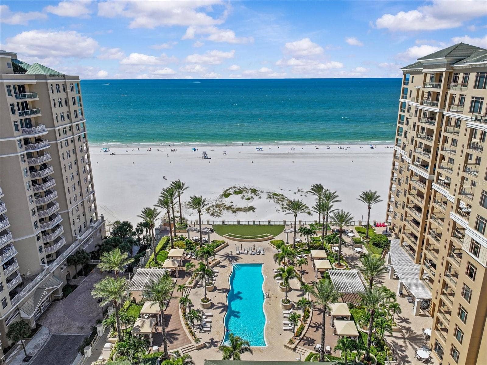 11 BAYMONT STREET, #703, Clearwater, FL 33767