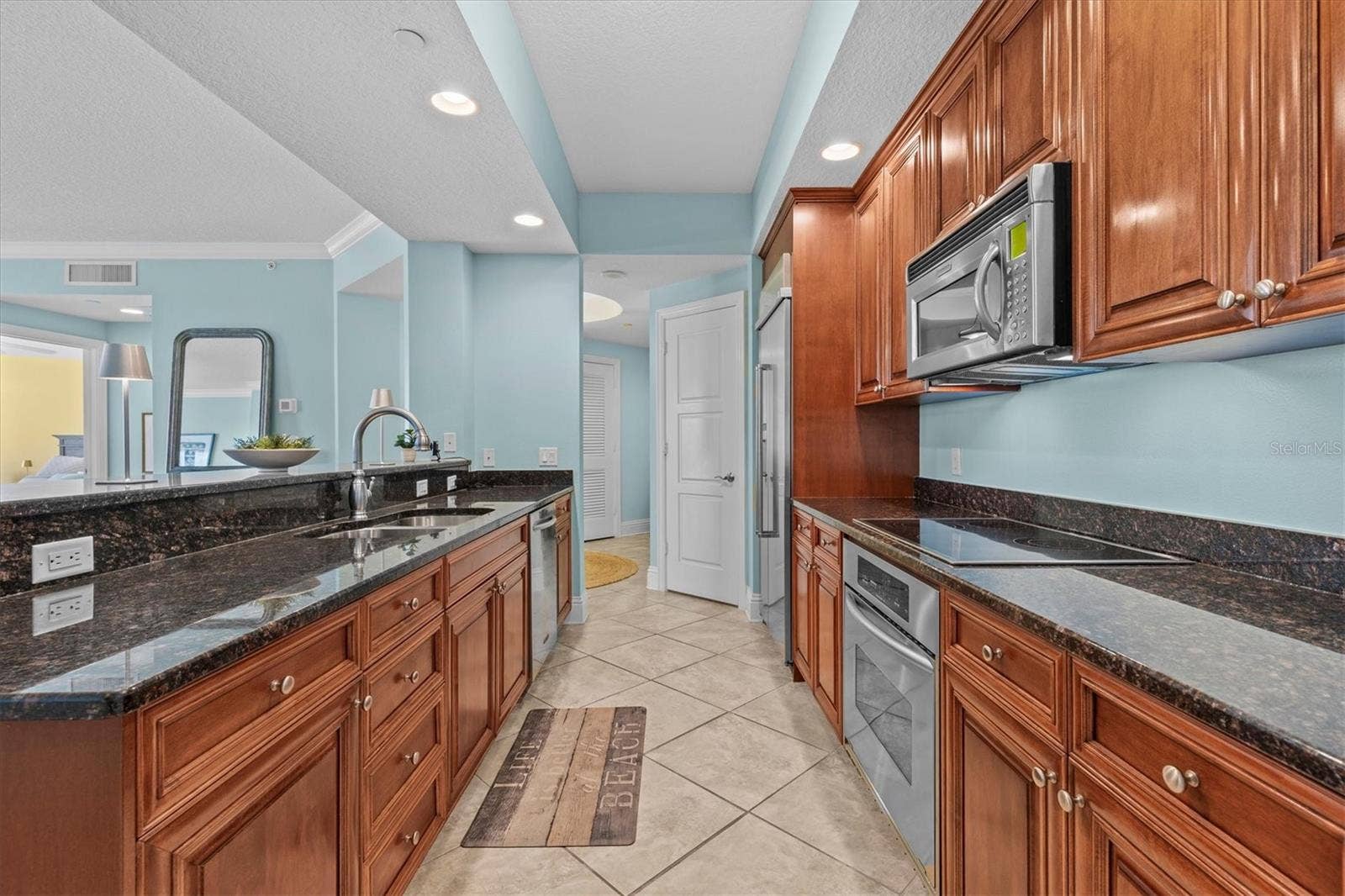 11 BAYMONT STREET, #703, Clearwater, FL 33767