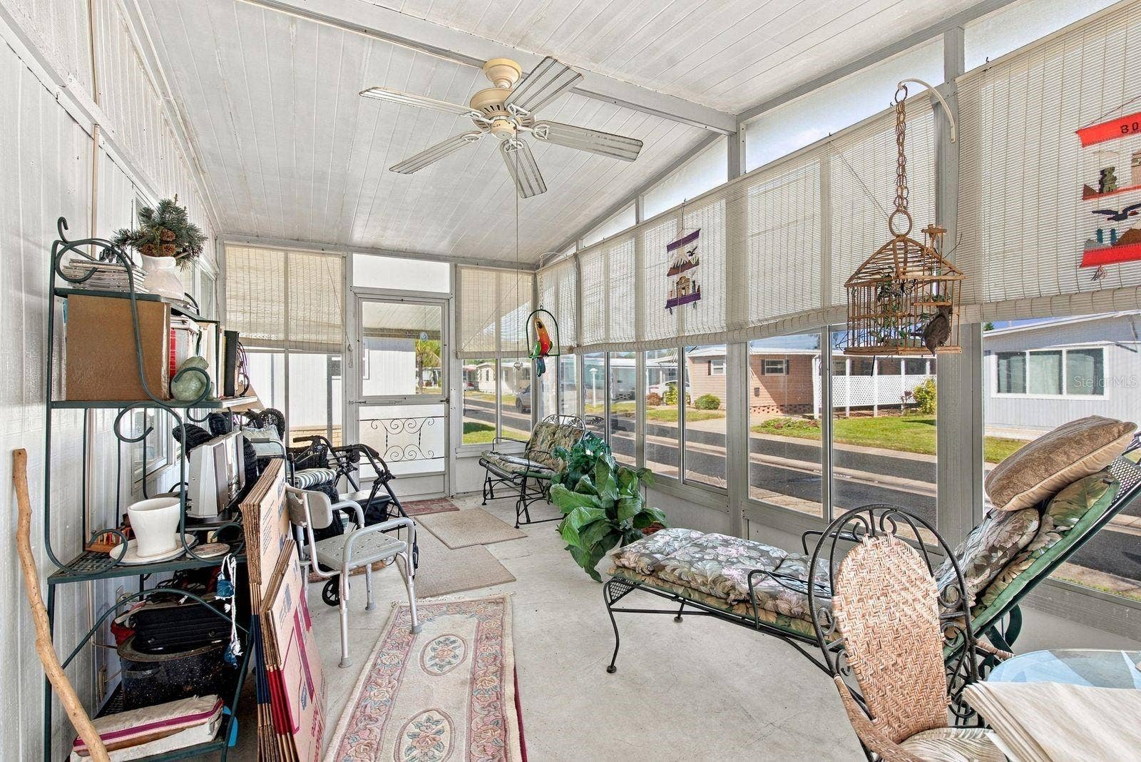 203 SEAGULL DRIVE, Tarpon Springs, FL 34689 Screened Porch